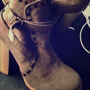 Ankle Boot Pump Booties